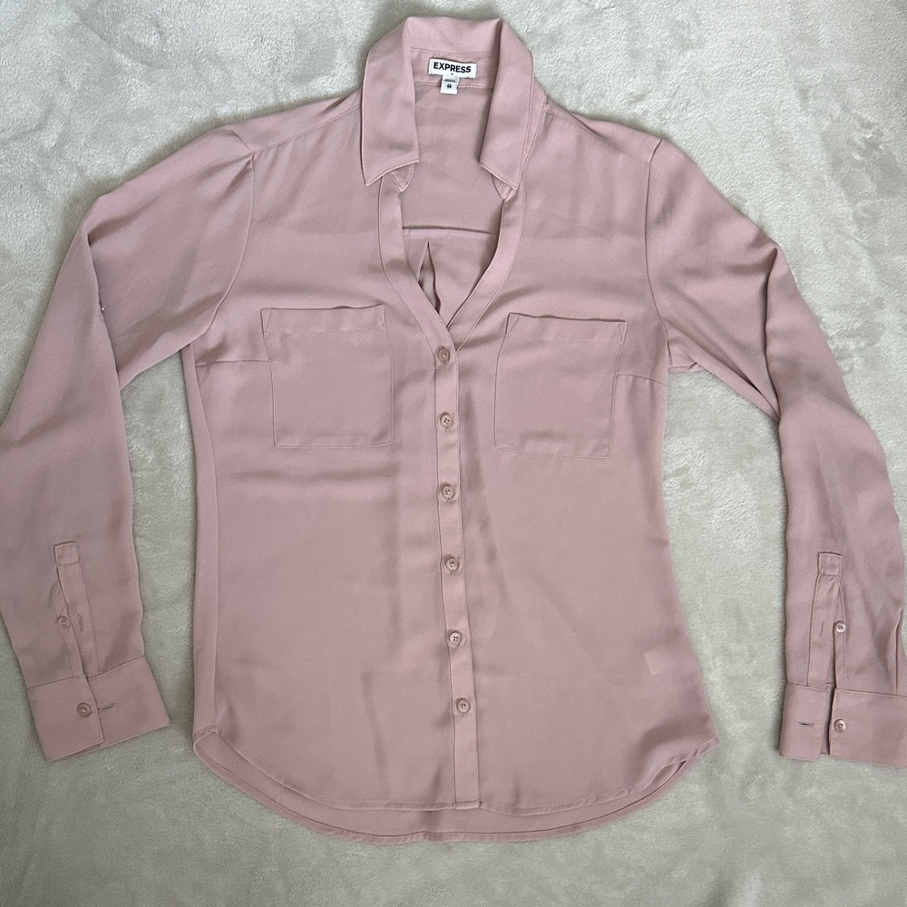 Express Blush Pink Long Sleeve Button Shirt with Roll Tab Button Collar V Neck